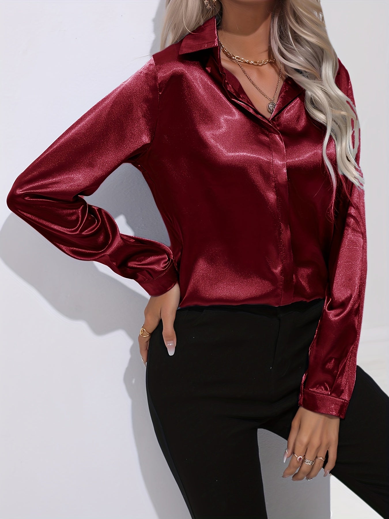 Blouse Femme - Satin Brillant - Manches Longues - Coupe Ajustée Élégante