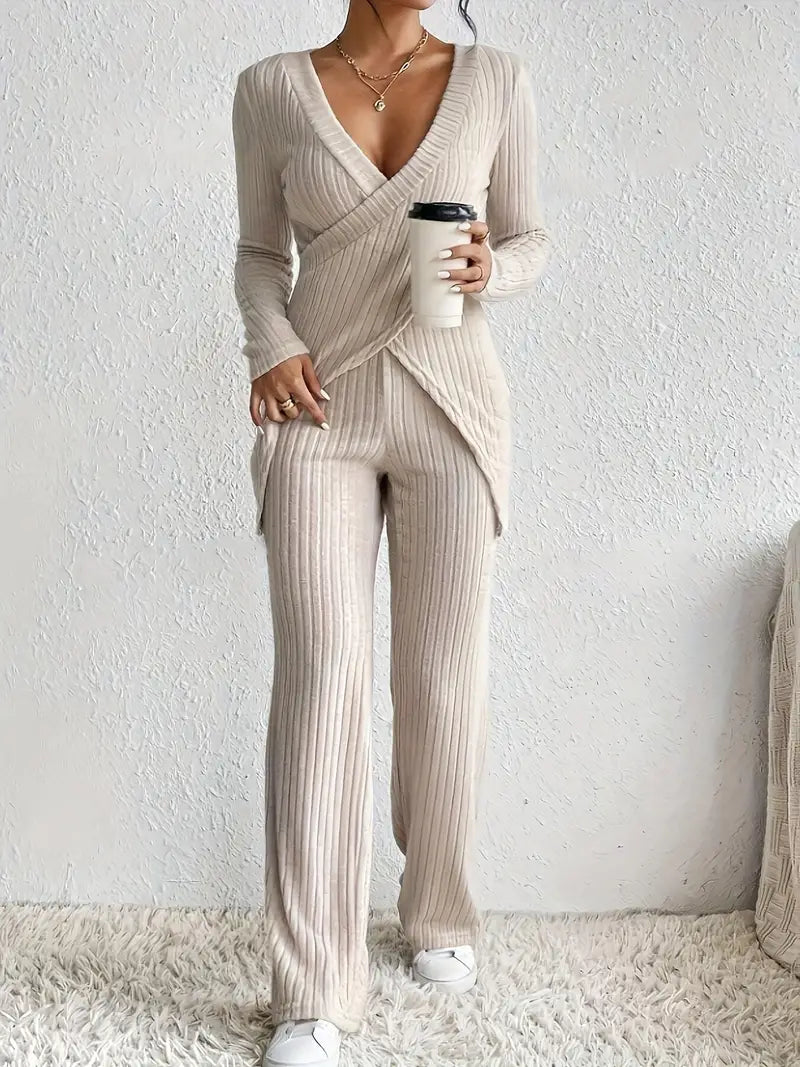 Ensemble Femme - Haut Cache-Cœur Côtelé Manches Longues - Pantalon Taille Haute Droit