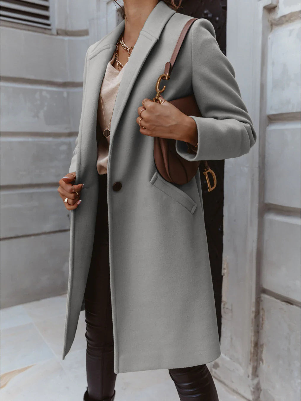 Manteau Long Femme - Coupe Classique - Col Revers - Élégant et Intemporel