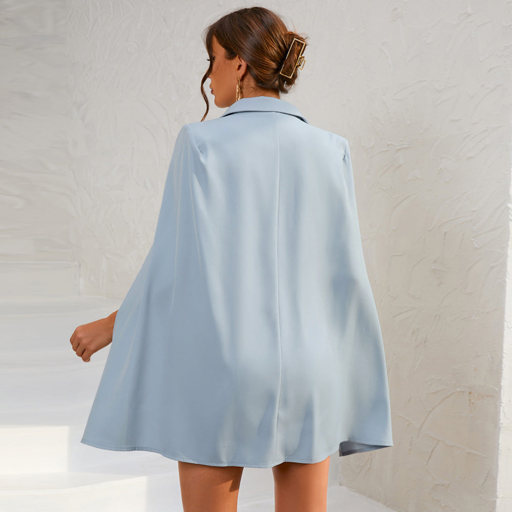 Robe cape boutonnée sans manches formelle - Renata