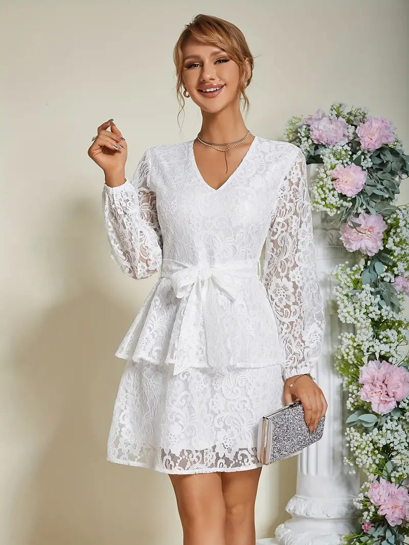 Robe Femme - Dentelle Florale Élégante - Manches Longues Transparentes - Col V Ajusté