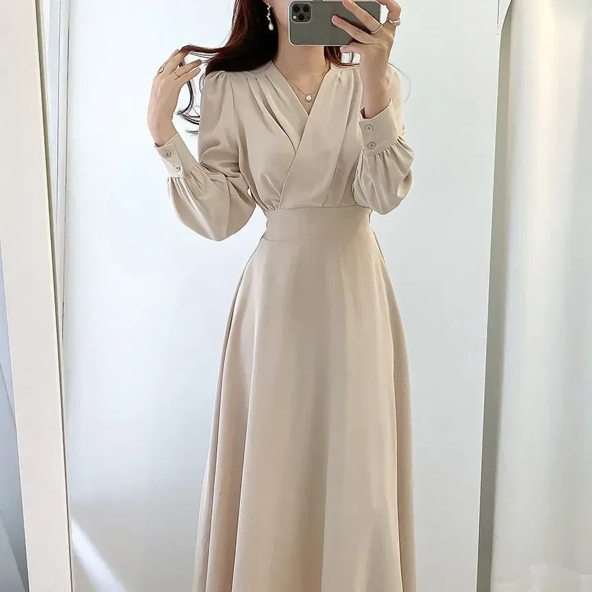 Robe Femme - Manches Longues - Col V Cache-Cœur - Taille Cintrée - Élégante et Fluide