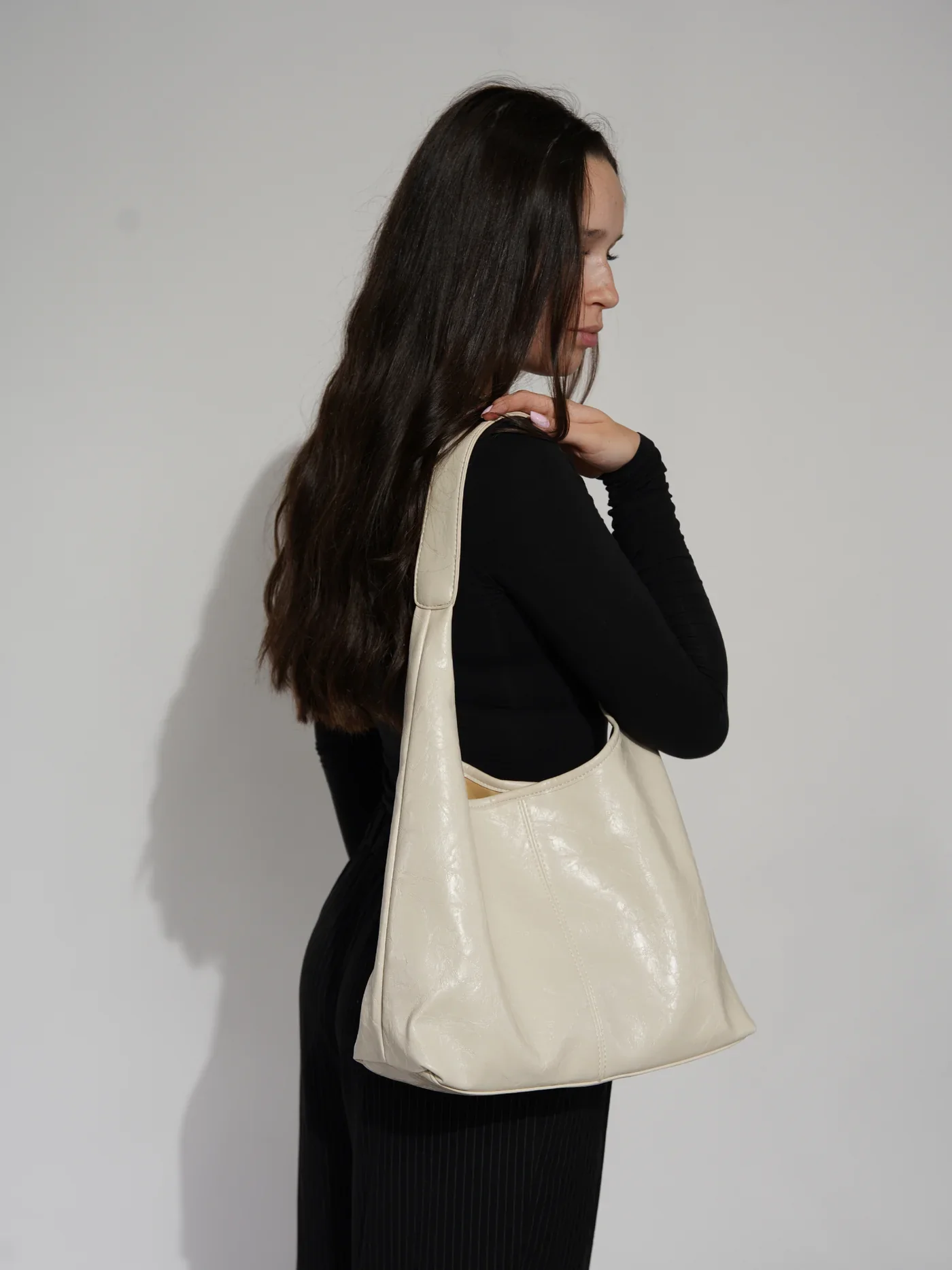 Sac à Main Femme - Cuir Véritable - Design Souple et Élégant - Port Épaule Confortable